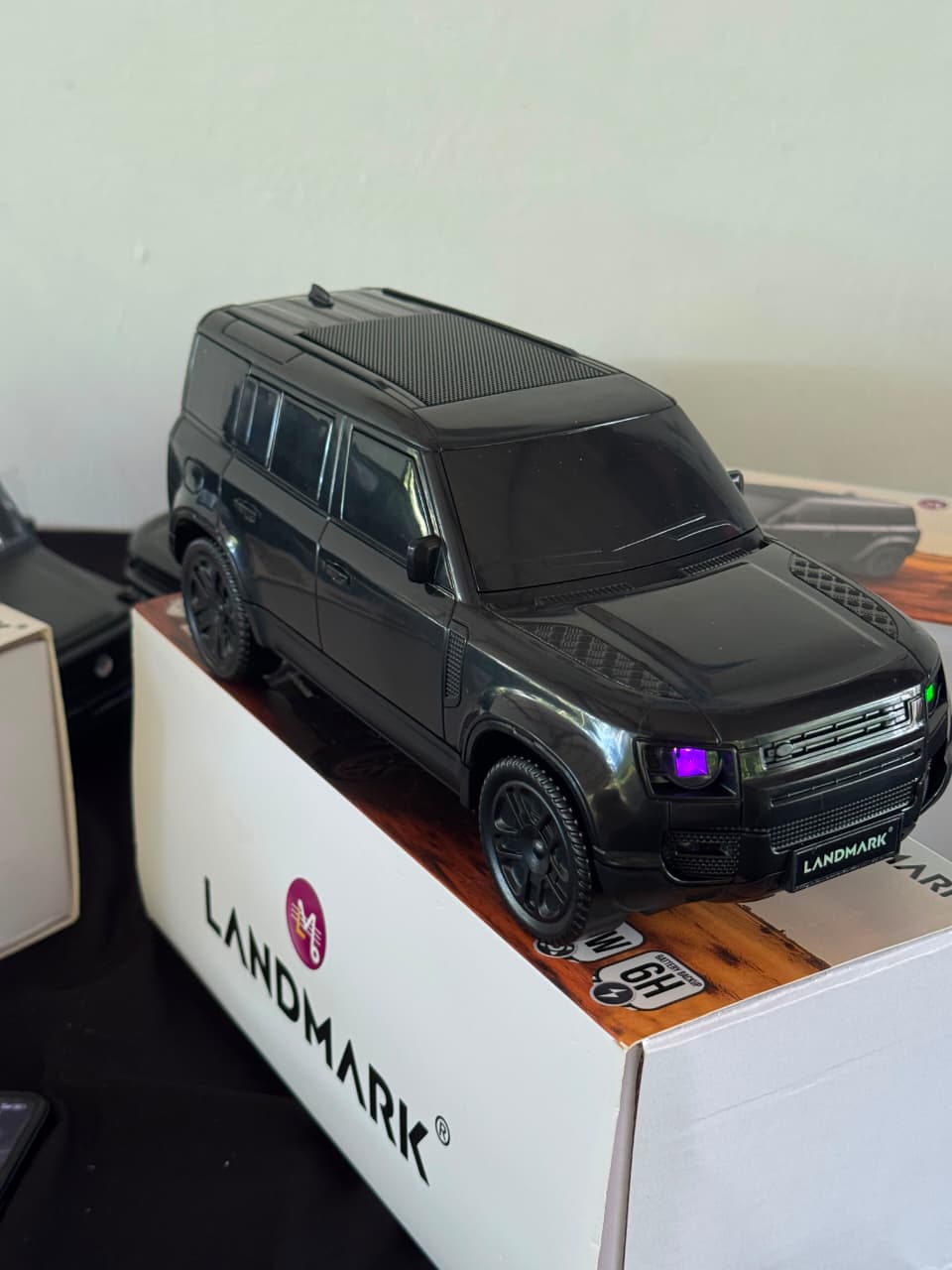 LANDMARK DEFENDER & WAGON  – Portable Bluetooth Speaker